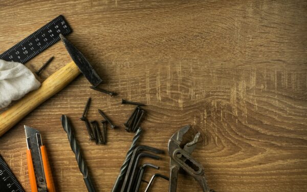 A starter tool kit for apartments: what you really need and what you can skip