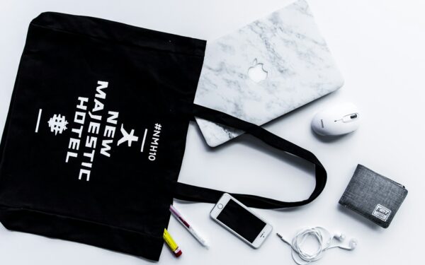 Bag essentials that keep your day running smoothly