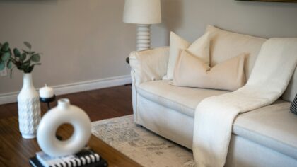 How to build a versatile blanket collection for year-round comfort at home