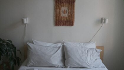 How to choose the right pillows for better sleep and everyday comfort