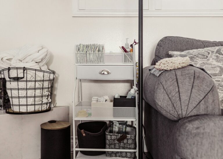 Over door bathroom organizer storage