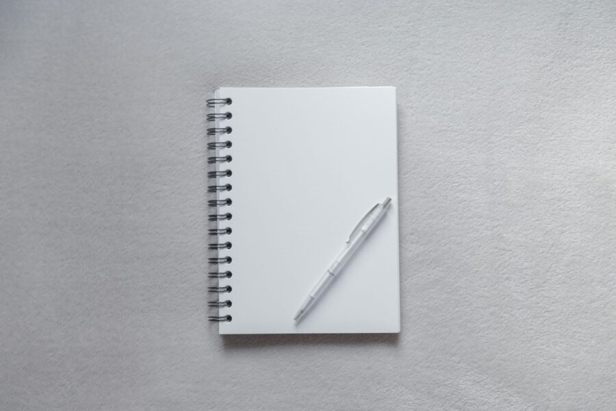 Reusable notebook erasable pen desk