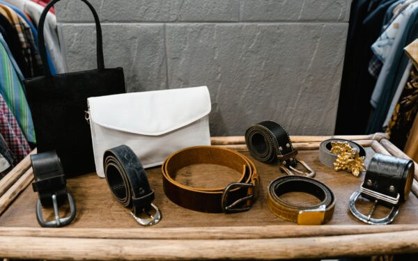 A simple guide to belts that finish your outfit without trying too hard