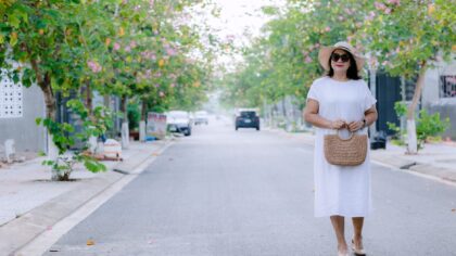 A simple guide to sustainable summer fashion that feels good to wear