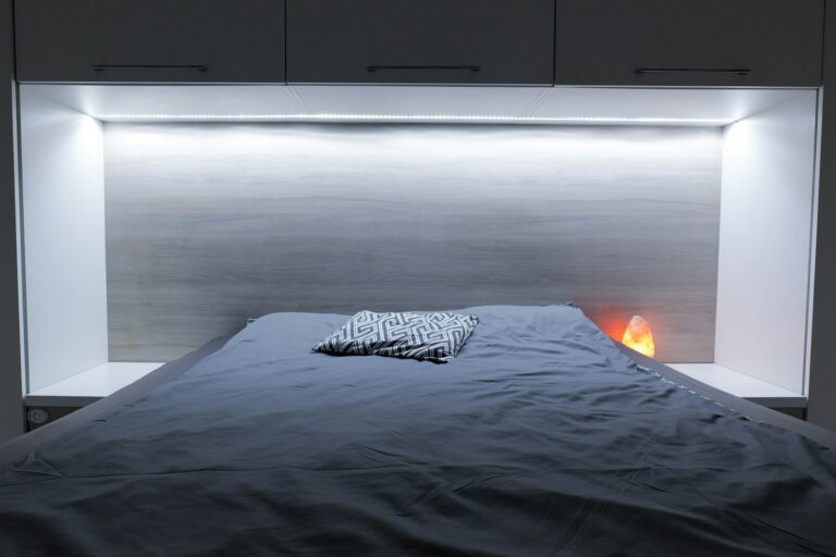 Bedroom bedside lamp