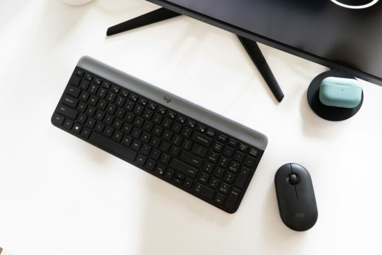 Budget laptop stand