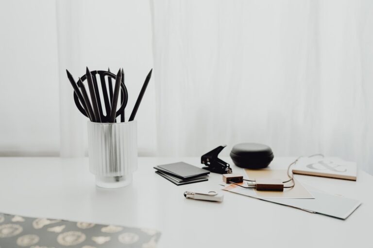 Desk drawer organizers