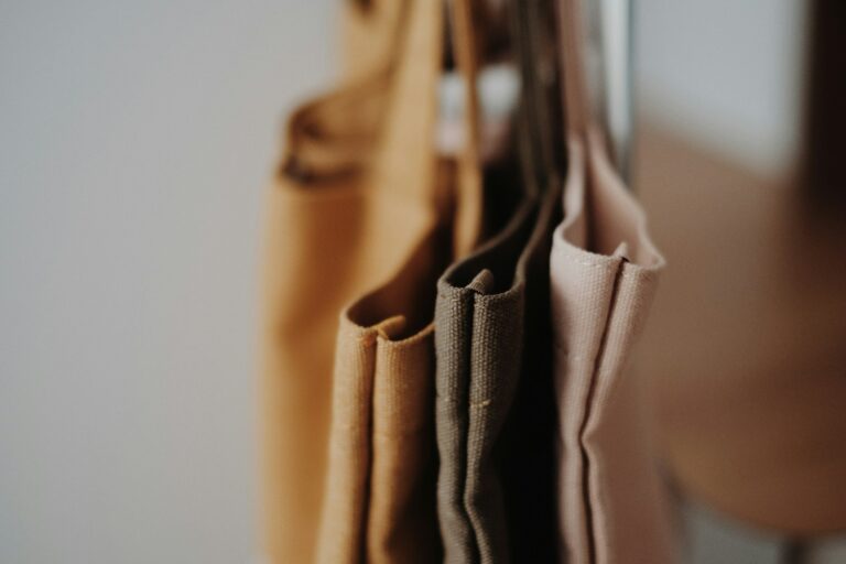Everyday canvas tote