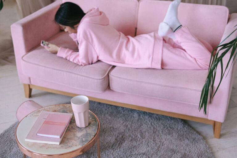 Neutral loungewear set
