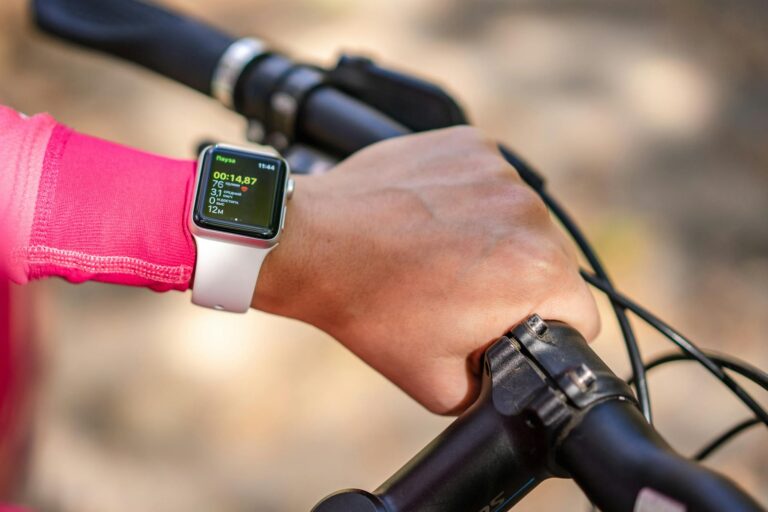Smartwatch fitness tracking app screen gym workout wrist