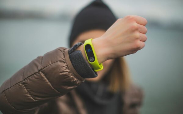 How to choose a fitness tracker that actually matches your daily routine