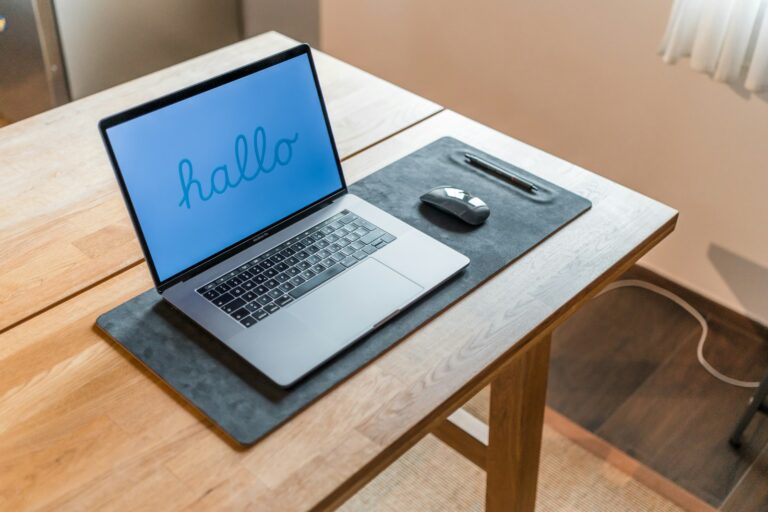 Wireless keyboard mouse