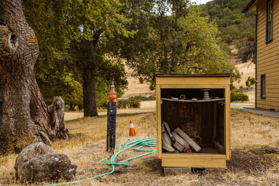 Outdoor storage box