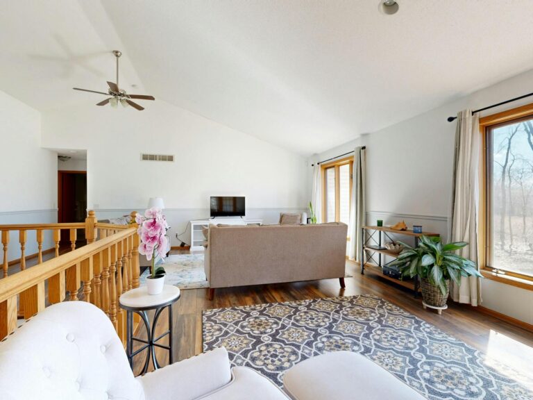 Summer living room