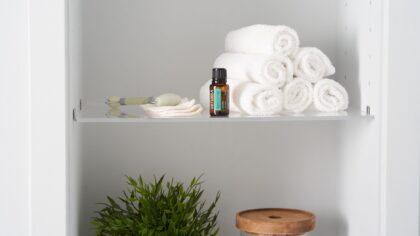 Simple budget bathroom picks that feel neat, calm and practical