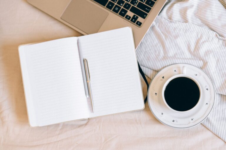 Notebook pen tea