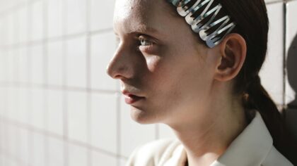 Simple hair accessories that instantly polish your look without a big budget