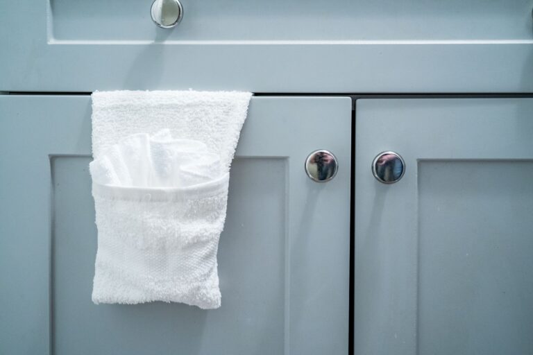 Bathroom drawer organizers