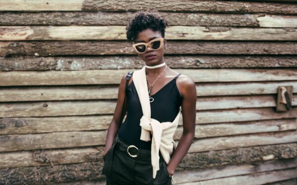 Simple statement accessories that instantly lift basic outfits