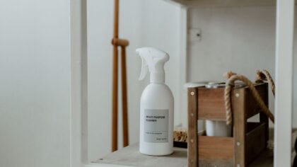 Small home cleaning kit: core tools that keep your home under control