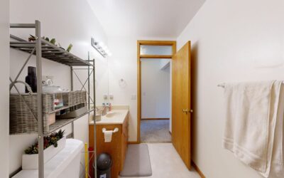 Smart budget bathroom storage ideas that make small spaces feel more organised