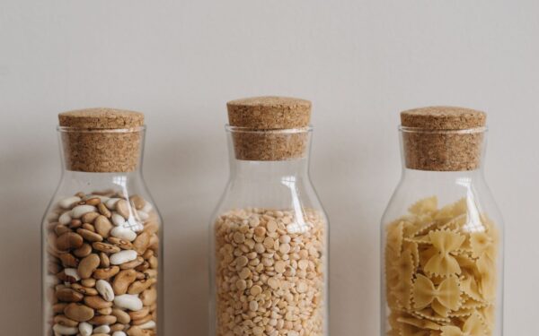 Smart budget pantry picks that quietly lower your food bill