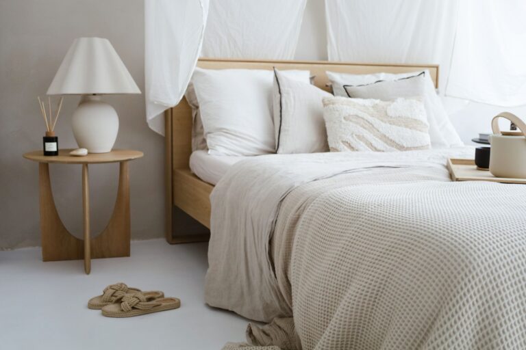 Cozy bed neutral
