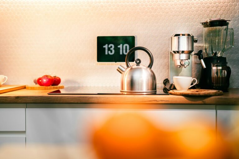 Compact kitchen counter