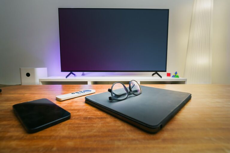 Soundbar wireless subwoofer