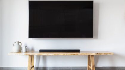 Compact soundbars for living rooms: what matters beyond loudness