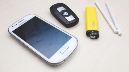 Discreet pocket tools that make commuting and errands feel less stressful