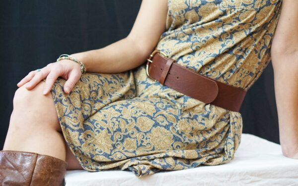 How to use belts to refresh simple looks without buying a whole new wardrobe