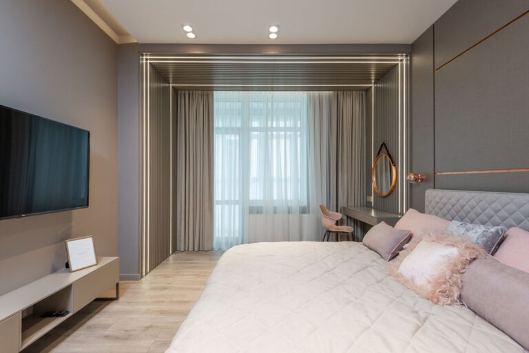 Bedroom mattress topper