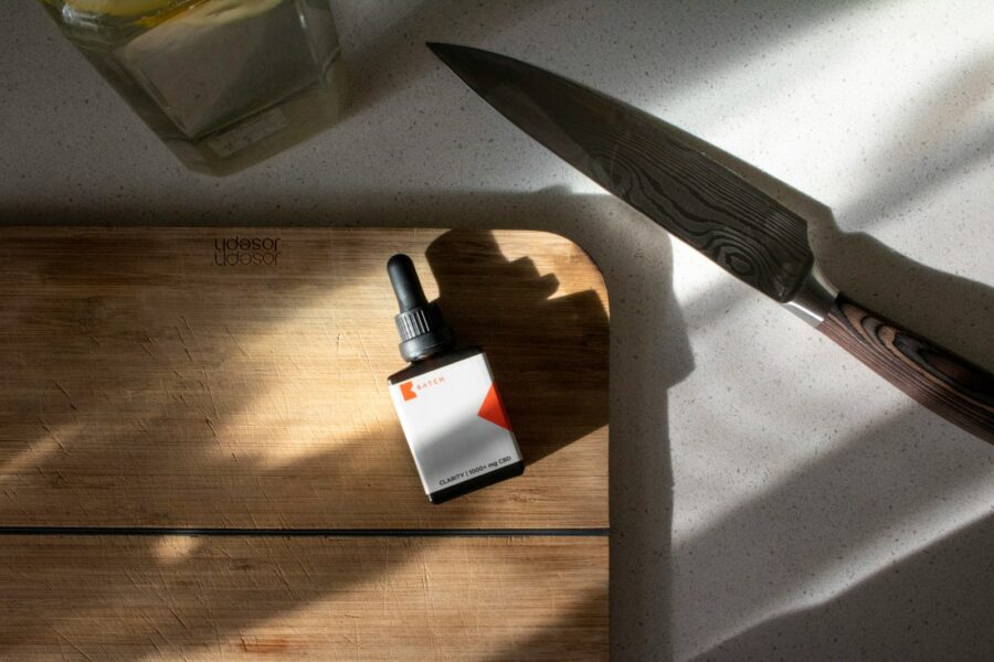Minimalist kitchen counter