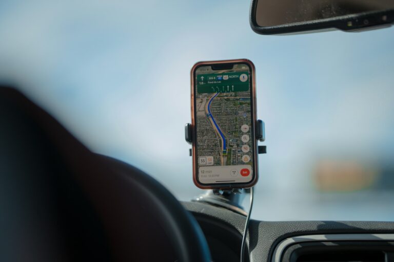 Phone holder car