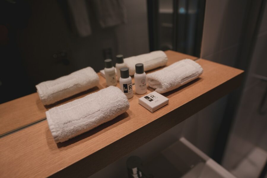 Minimalist shower shelf