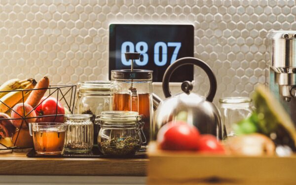Simple kitchen swaps that cut grocery costs without shrinking your meals
