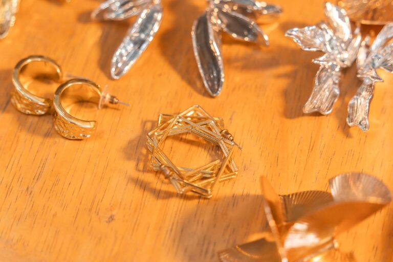 Minimal gold silver
