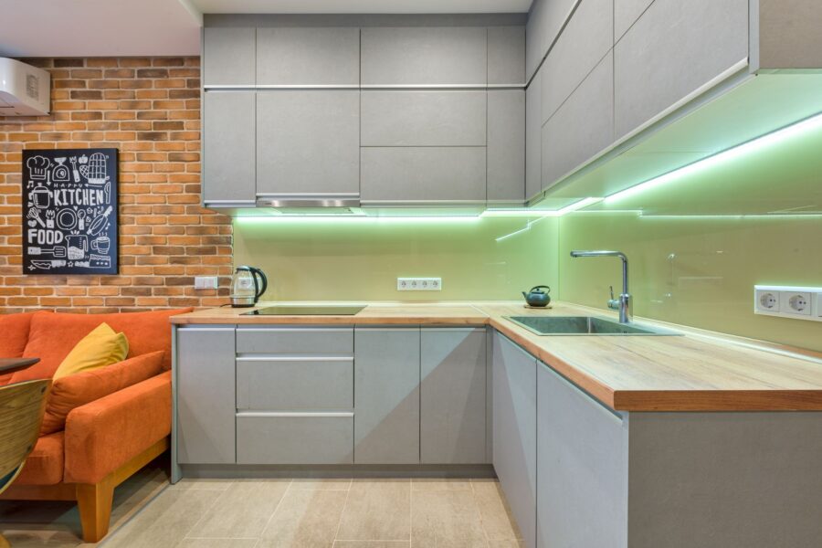Small kitchen led