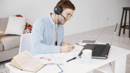 Smart ways to build a budget-friendly tech setup for studying and remote work