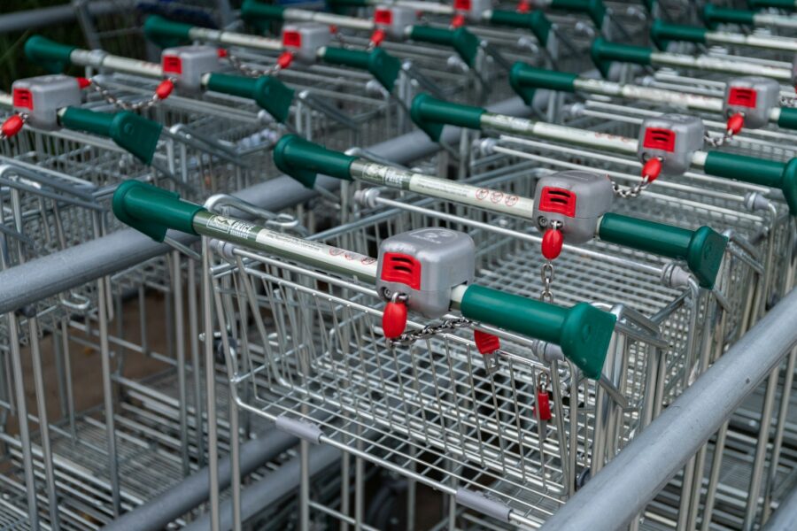 Shopping cart supermarket
